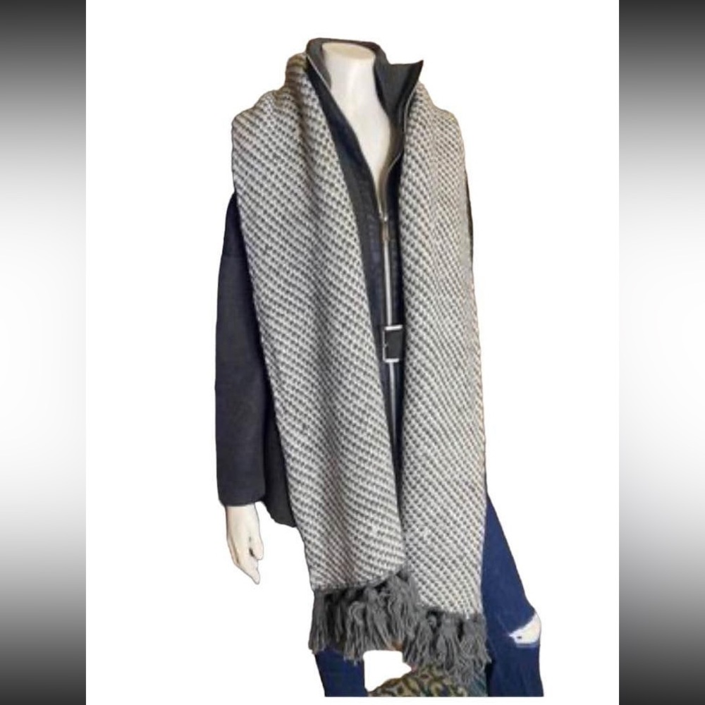 knitted scarf & wrap